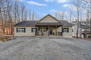 1952 Grandview Dr