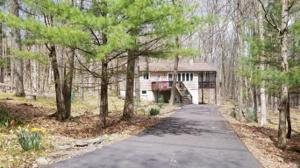 165 Lamplighter Ln