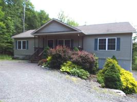 992 Brentwood Dr