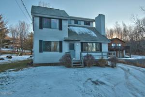 78 Forest Ln