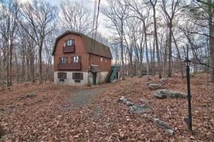 164 Karl Hope Blvd