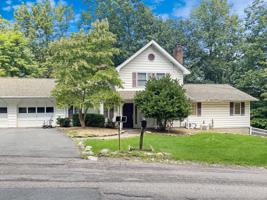 1253 Delaware Dr