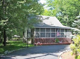 42 Ridgeview Dr