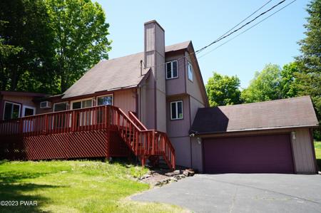 33 Forest Ln