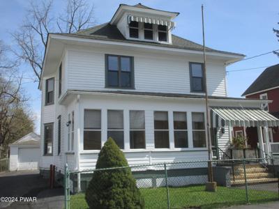 204 Avenue I