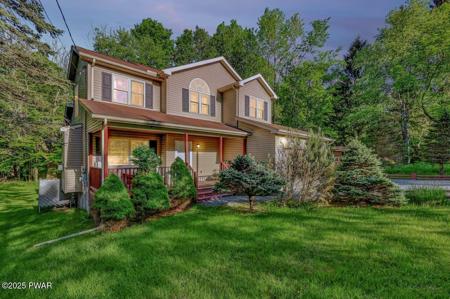 32 Forest Lane