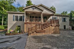 276 Ridgewood Cir