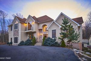 1047 Wintergreen Ct