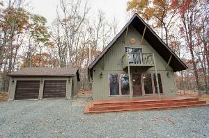 101 Firelight Ln
