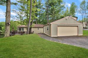 640 Woodpoint Ct