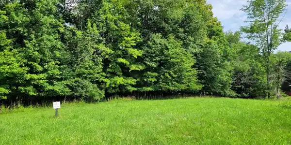 14 Summit View Court
