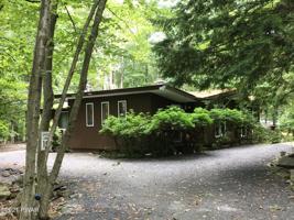 802 N Bluestone Ct