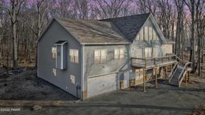 802 Bowsprit Ct