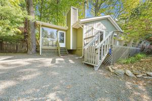 238 Mountain Lake Dr