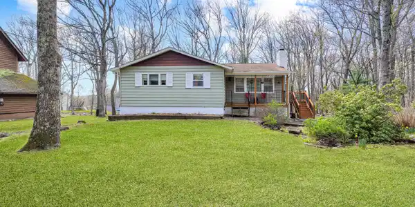 139 Stonehenge Rd