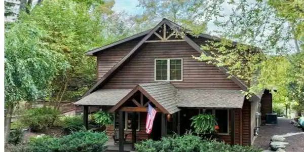 202 Lennon Road