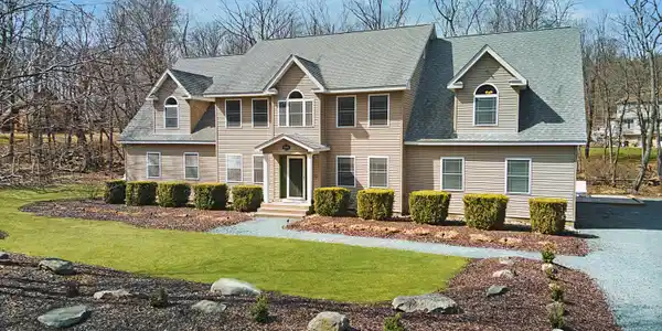 103 Shawnee Dr