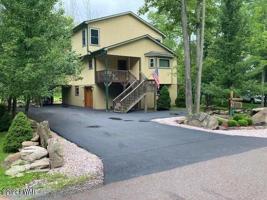 51 Underwood Ln