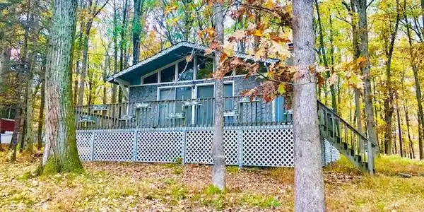 227 Ridge Dr