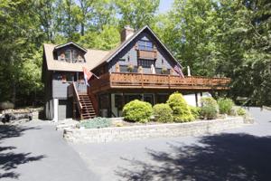 162 Indian Dr