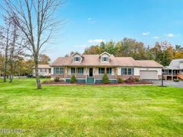 33 Grandview Dr