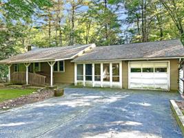102 Hemlock Rd