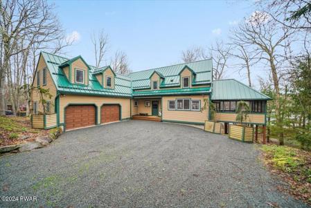 812 Dogwood Court