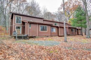 122 A & B Twin Rivers Rd