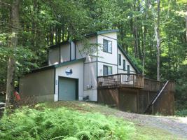 1027 Tomahawk Rd