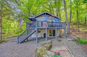 1057 Forest Ct