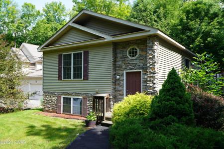 54 Lakewood Drive