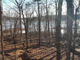 138-140 Upper Lakeview Dr