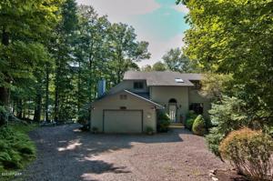 1824 Roamingwood Rd
