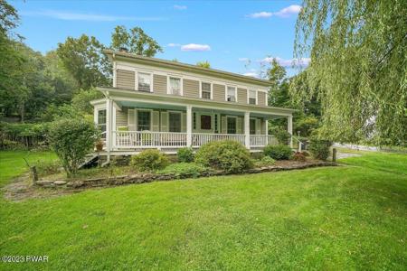 1136 River Road