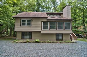 835 Wildwood Ter