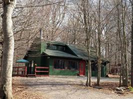 128 Rockway Rd
