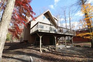 11 Roamingwood Rd