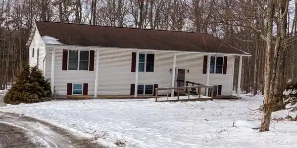 107 Pear Lane