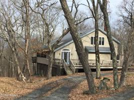 806 Harness Ct