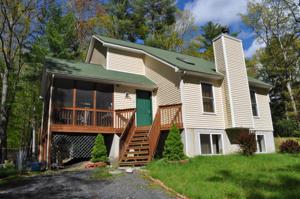 101 Colonial Ct
