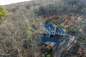 109 Horseshoe Ct