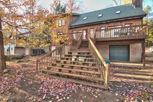 260 W Lakeview Dr