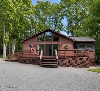 118 Stonehenge Road