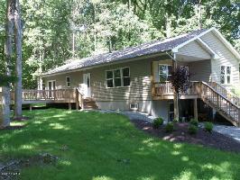 33 Meadows Dr