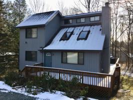 2375 Crestview Rd