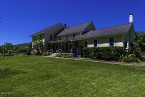 29 Hickory Ln