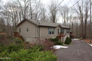 6 Wedge Dr