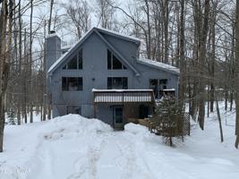 36 Cedarwood Ter