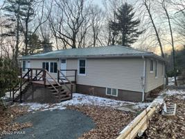 124 Locust Rd