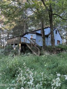 102 Heaters Hill Rd